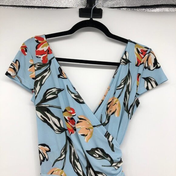 Maggy London Light Blue Floral Wrap Midi Dress size 4 - Picture 5 of 16